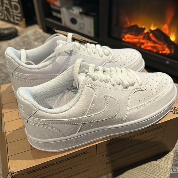 002 Nike Court Vision LO - Picture 3 of 5